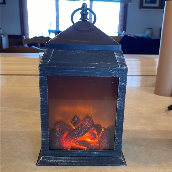 Other - Black Lantern with Flickering Flame Effect